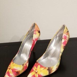 Worthington Floral Heels